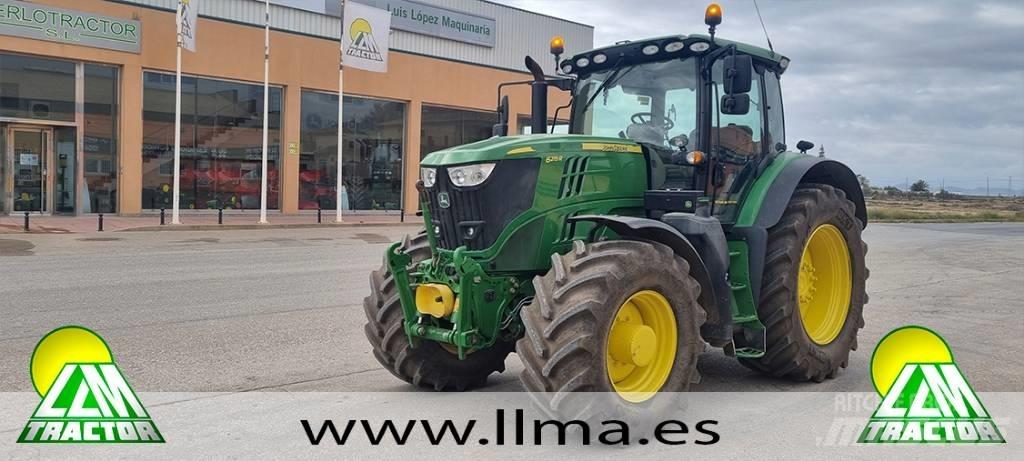 John Deere 6215 R الجرارات