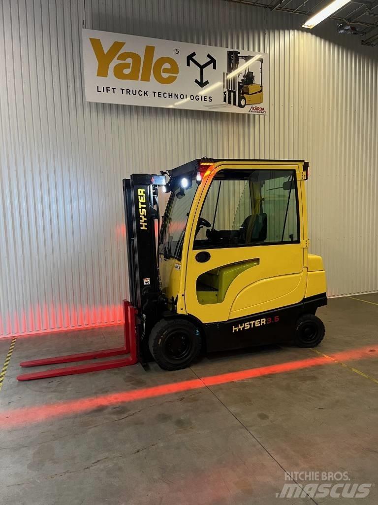 Hyster J 3.5 XN شاحنات ذات رافعات شوكية تعمل بالكهرباء
