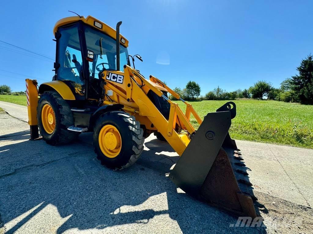 JCB 3CX لوادر ذات جرافات عكسية