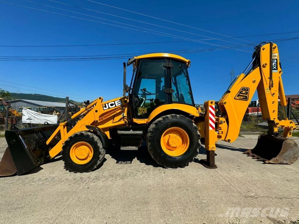 JCB 3CX لوادر ذات جرافات عكسية