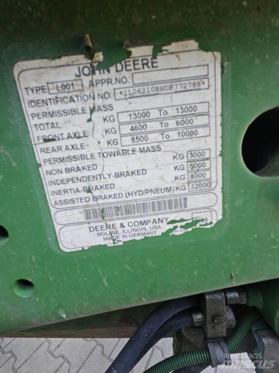 John Deere 6210R الجرارات