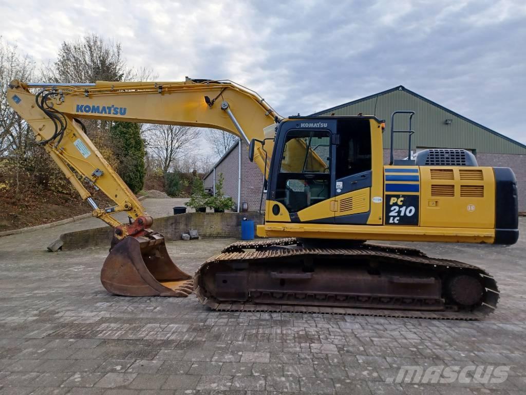 Komatsu PC 210 LC-10 حفارات زحافة