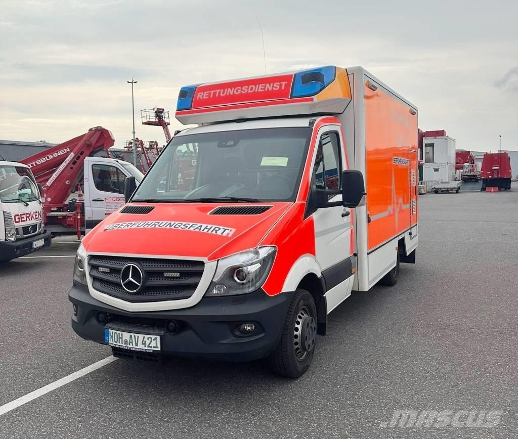Mercedes-Benz 1032 سيارات إسعاف