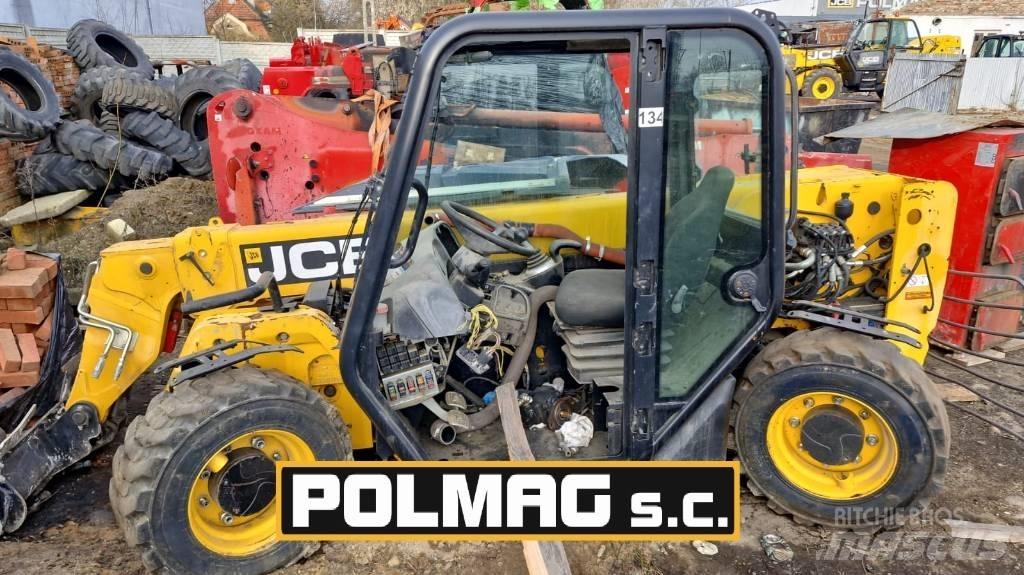 JCB 525-60 كابينة والداخلية