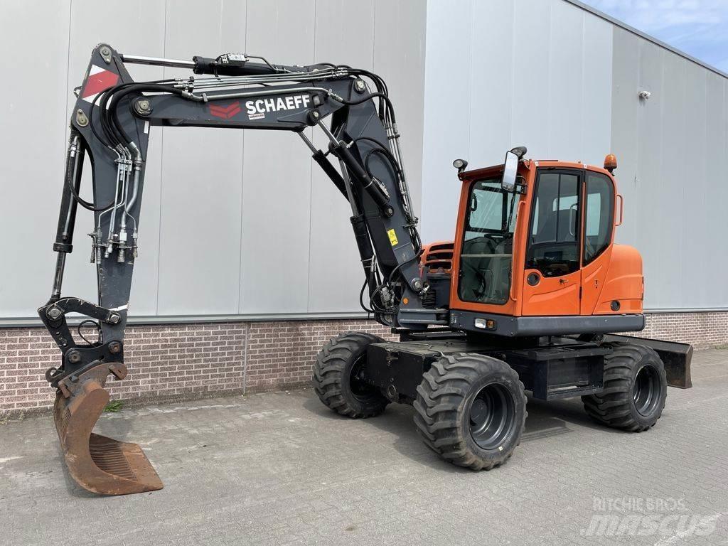 Schaeff TW110 حفارات بعجل