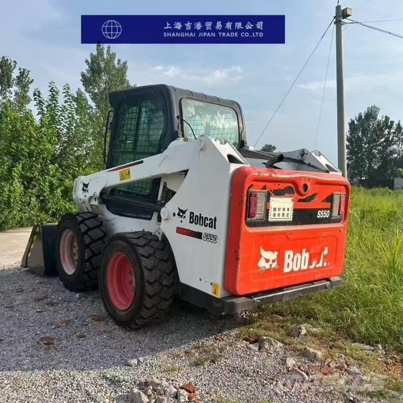 Bobcat S 550 لوادر انزلاقية التوجيه