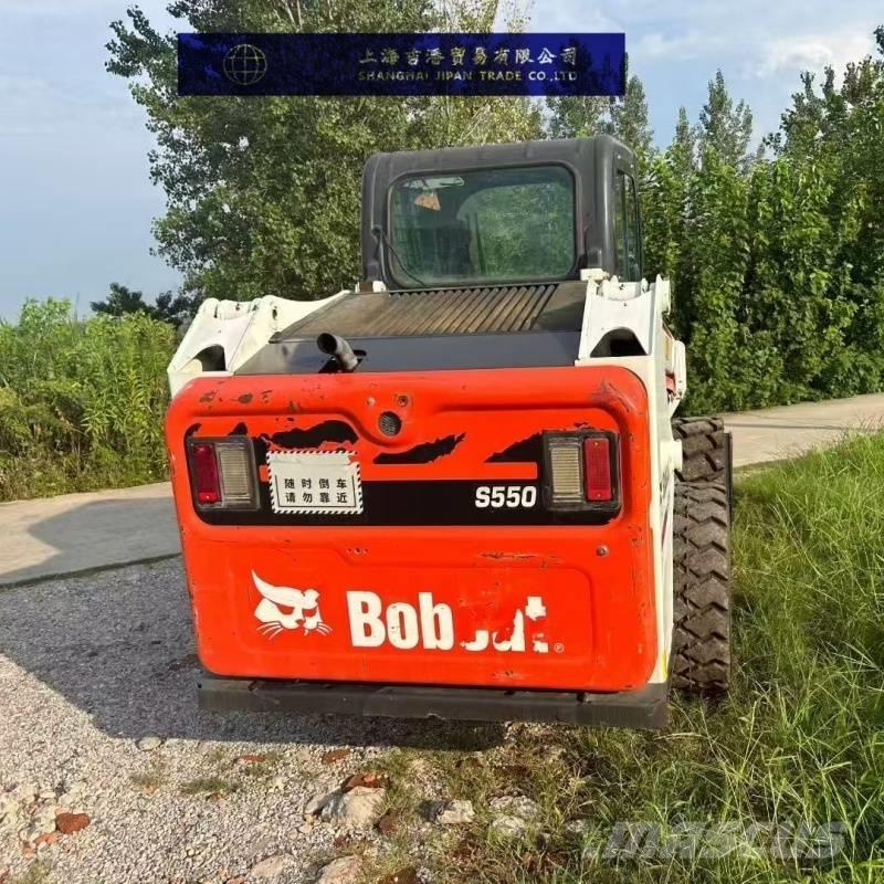 Bobcat S 550 لوادر انزلاقية التوجيه