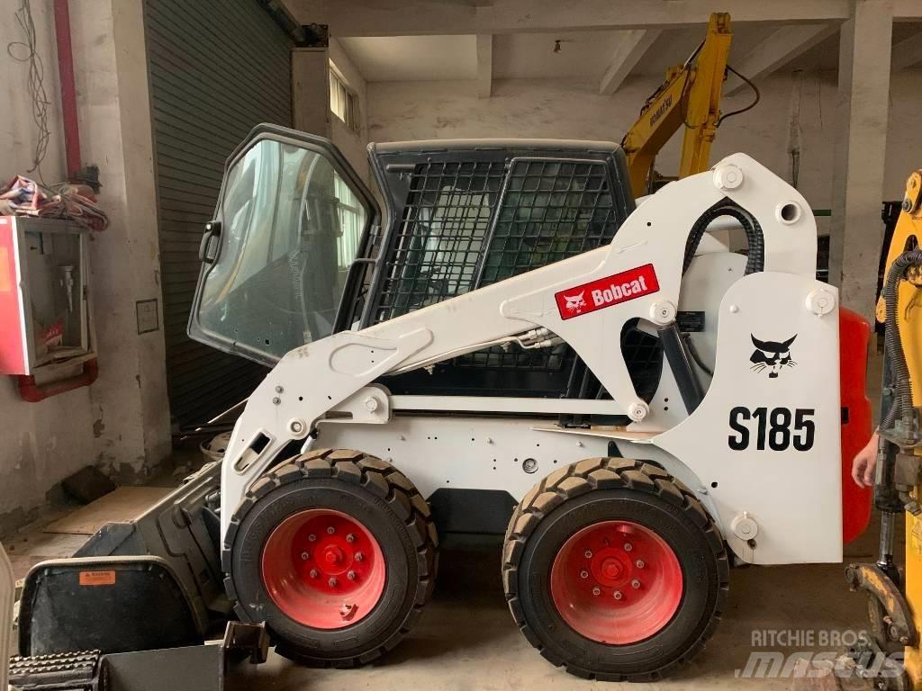 Bobcat S 185 لوادر انزلاقية التوجيه
