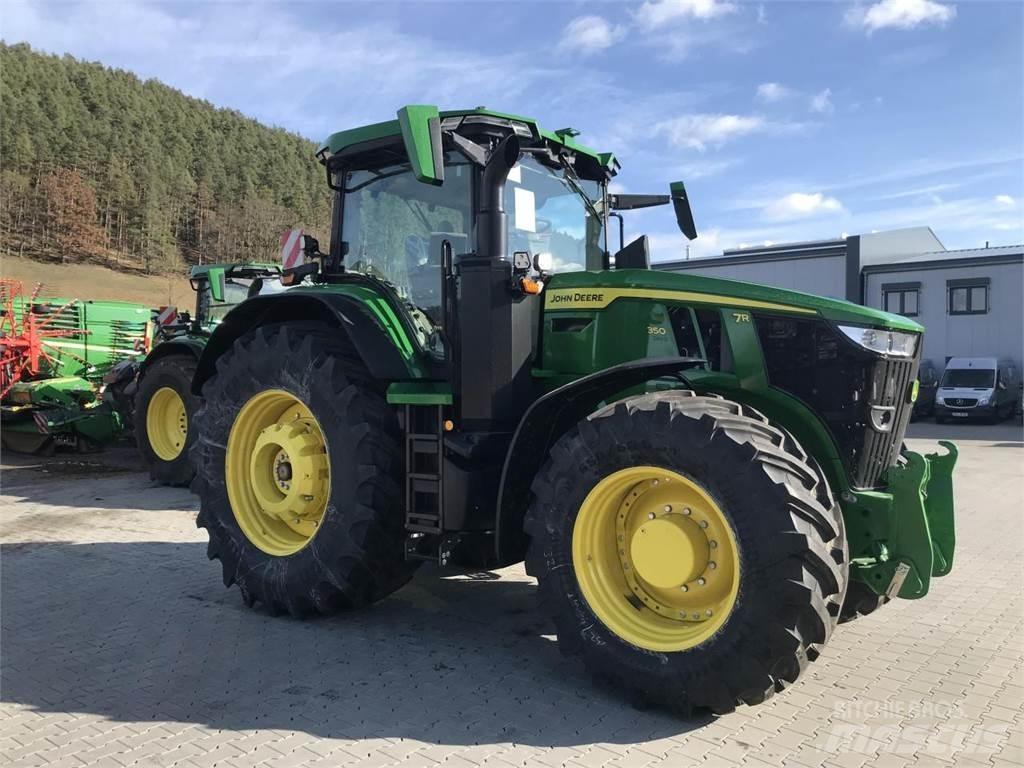 John Deere 7R 350 الجرارات