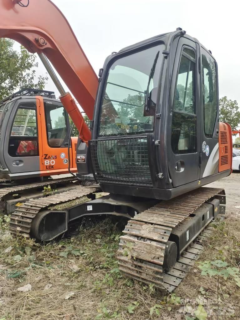 Hitachi ZX 70 حفارات وسط 7 طن - 12 طن