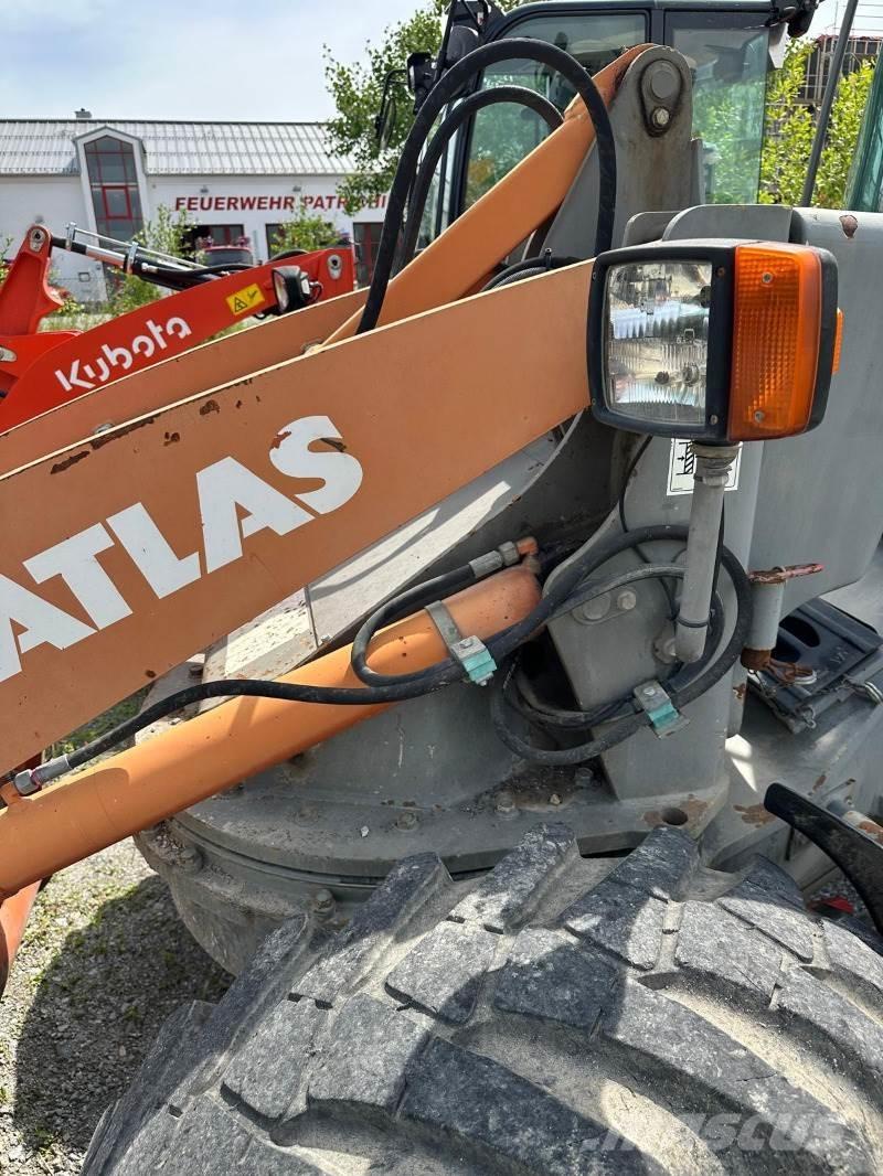 Atlas AR75S لوادر بعجل