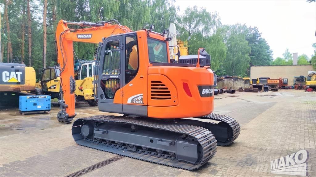 Doosan DX 140 LCR حفارات زحافة