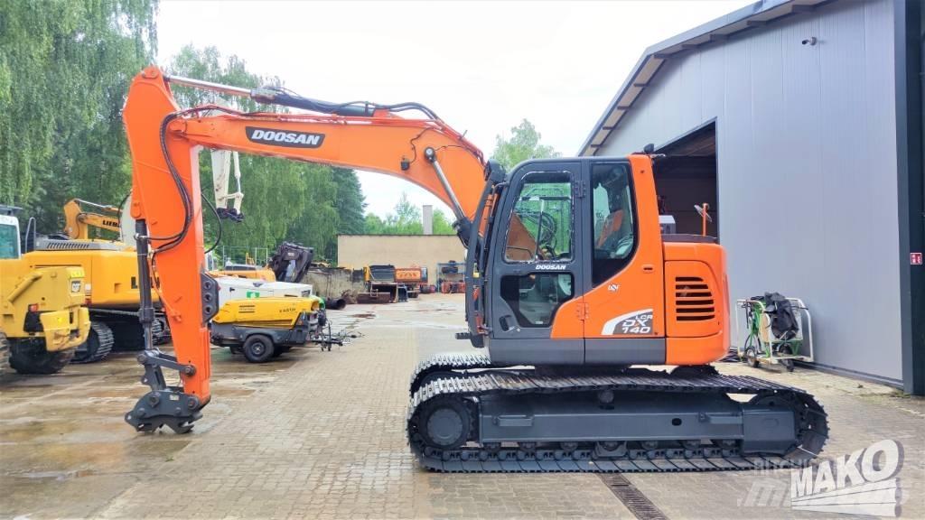 Doosan DX 140 LCR حفارات زحافة