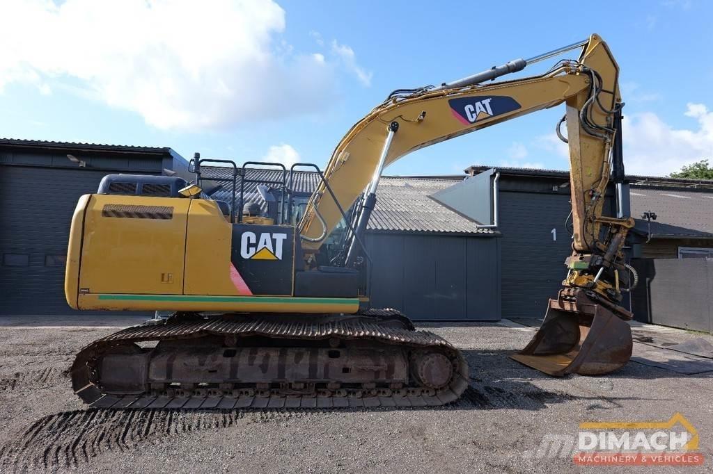 CAT 324EL حفارات زحافة