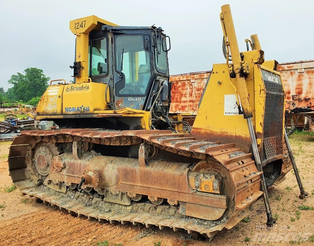 Komatsu D 85 PX-15 بلدوزرات مجنزرة