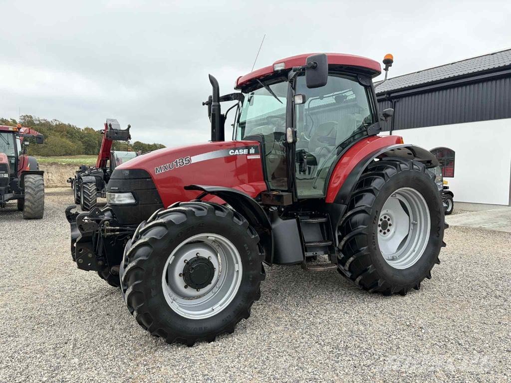 Case IH MXU 135 الجرارات