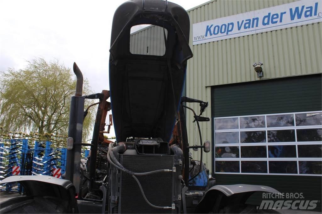 New Holland T7030 الجرارات