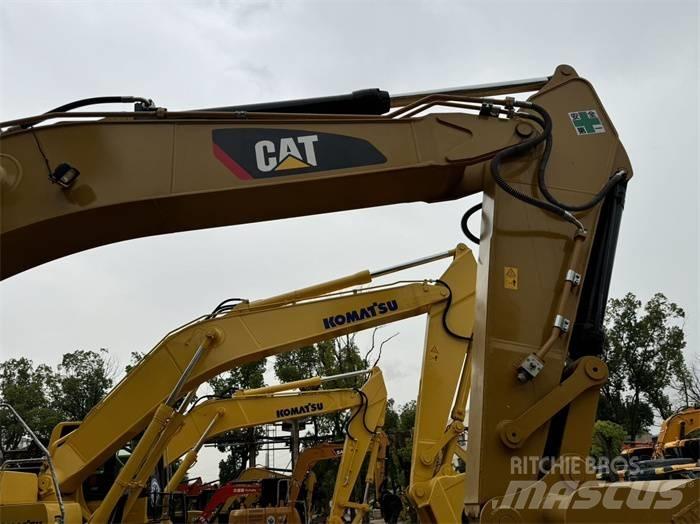 CAT 336 D2 حفارات زحافة