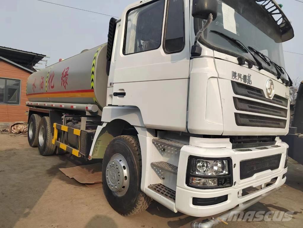 Shacman F3000 6X4 صهاريج مياه