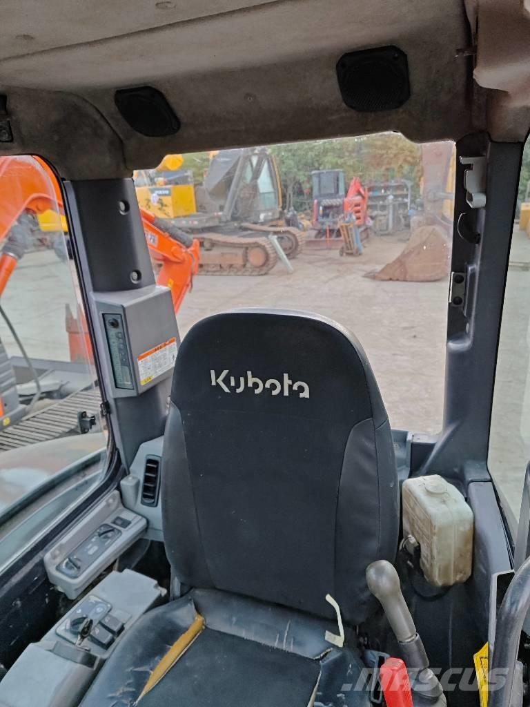 Kubota KX165-5 حفارات زحافة