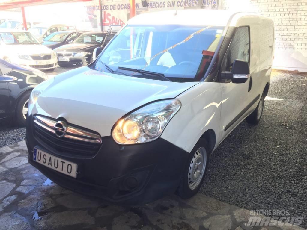 Opel Combo شاحنة مقفلة