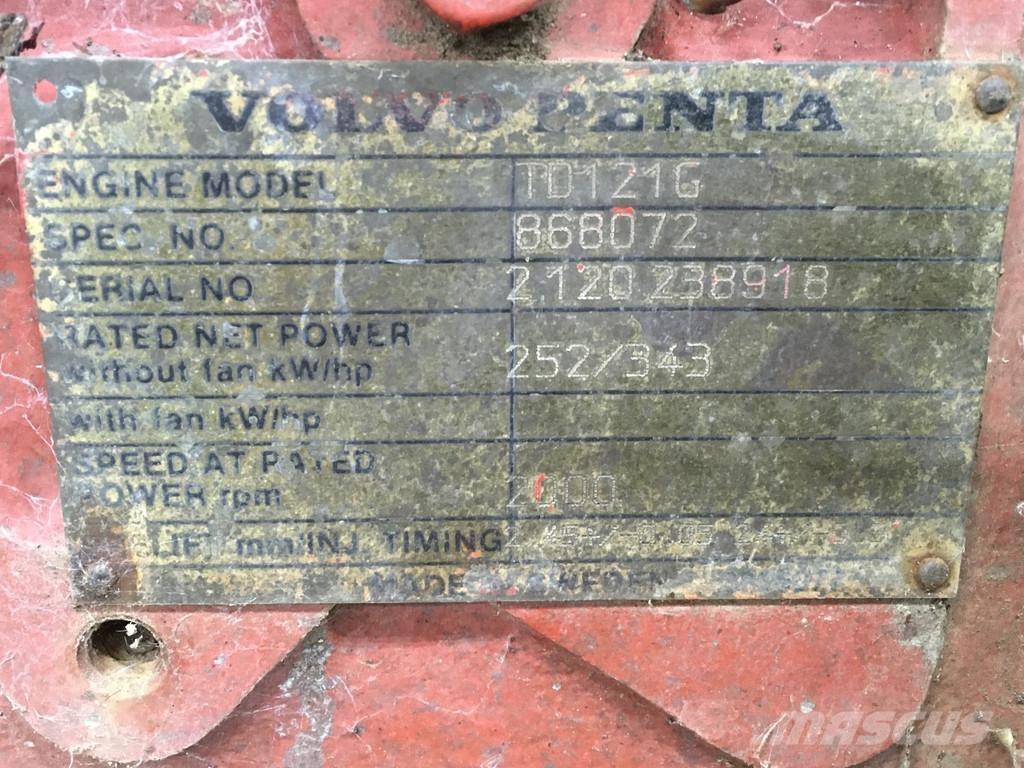 Volvo TD121G USED محركات