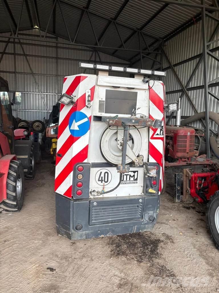 Aebi MFH 2500 كناسات