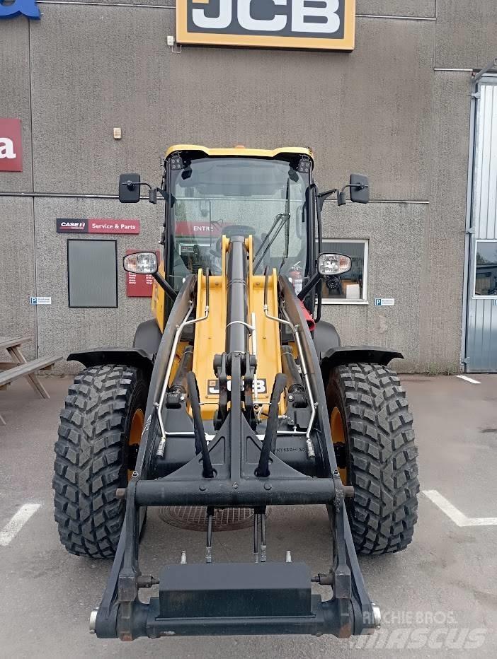 JCB 409 لوادر بعجل
