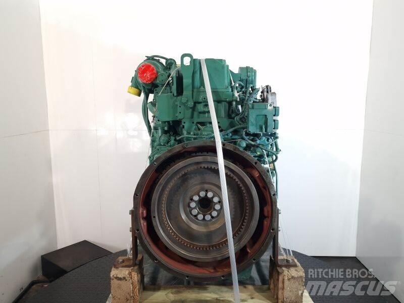 Volvo D8J محركات