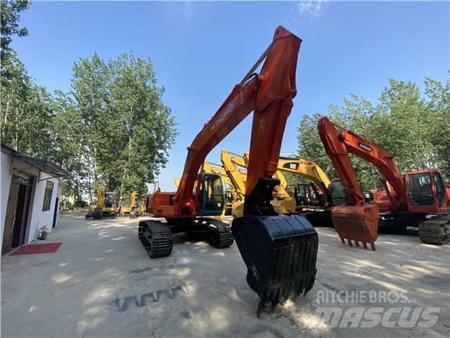 Hitachi EX 200 حفارات زحافة