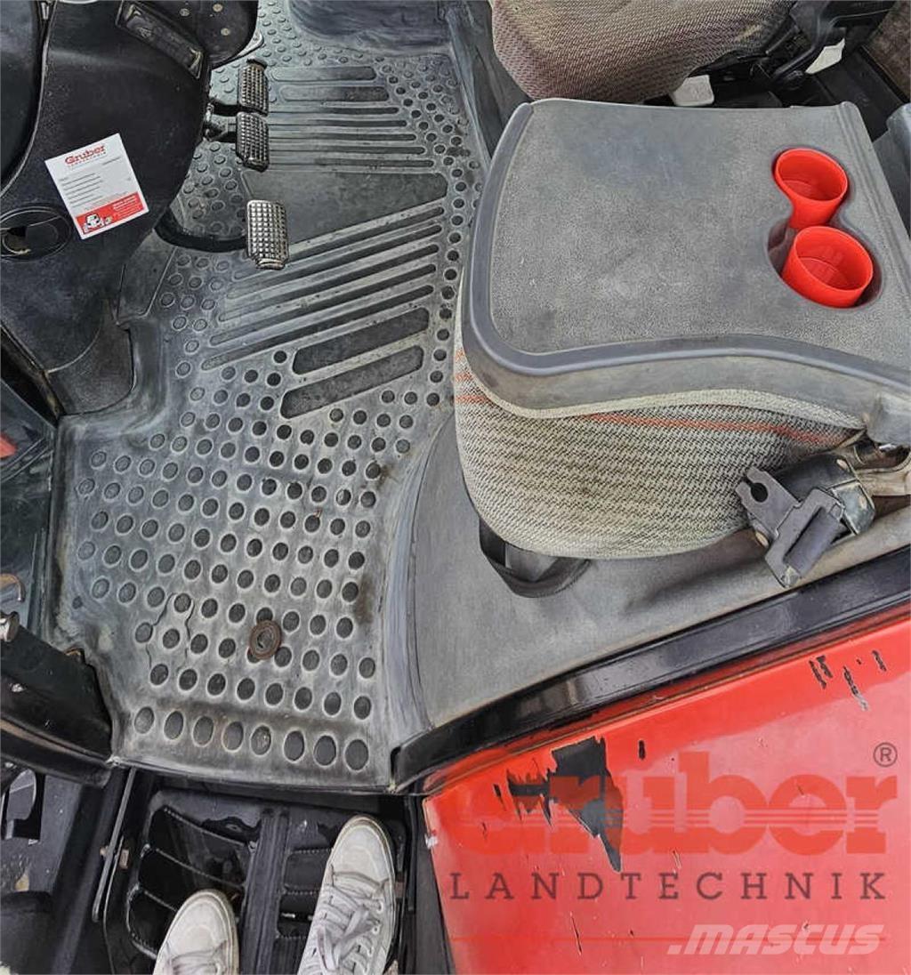 Steyr Profi 6140 الجرارات