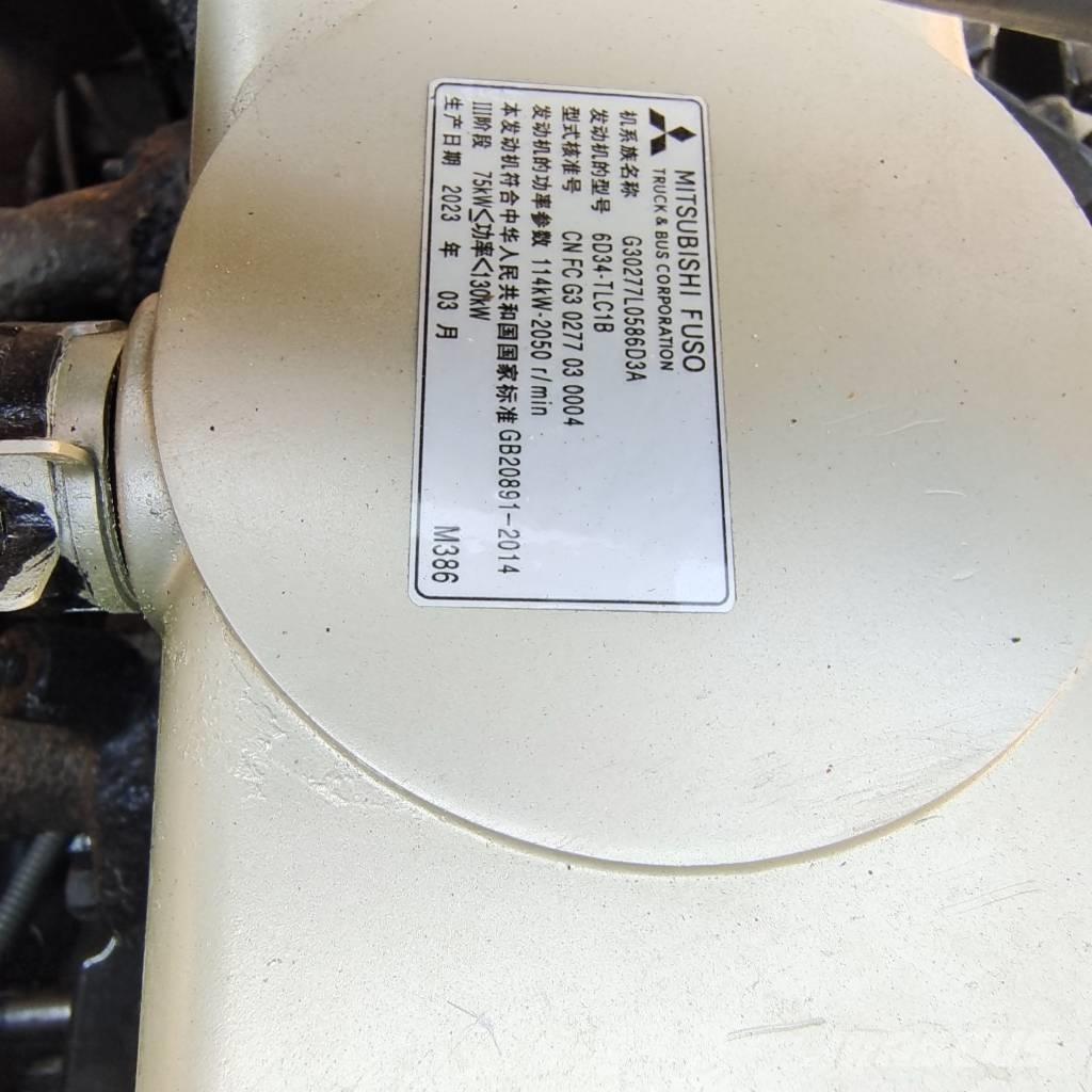 Doosan DX 225 LC حفارات زحافة