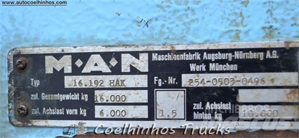 MAN 16.192 HAK شاحنات مسطحة/مفصلية الجوانب