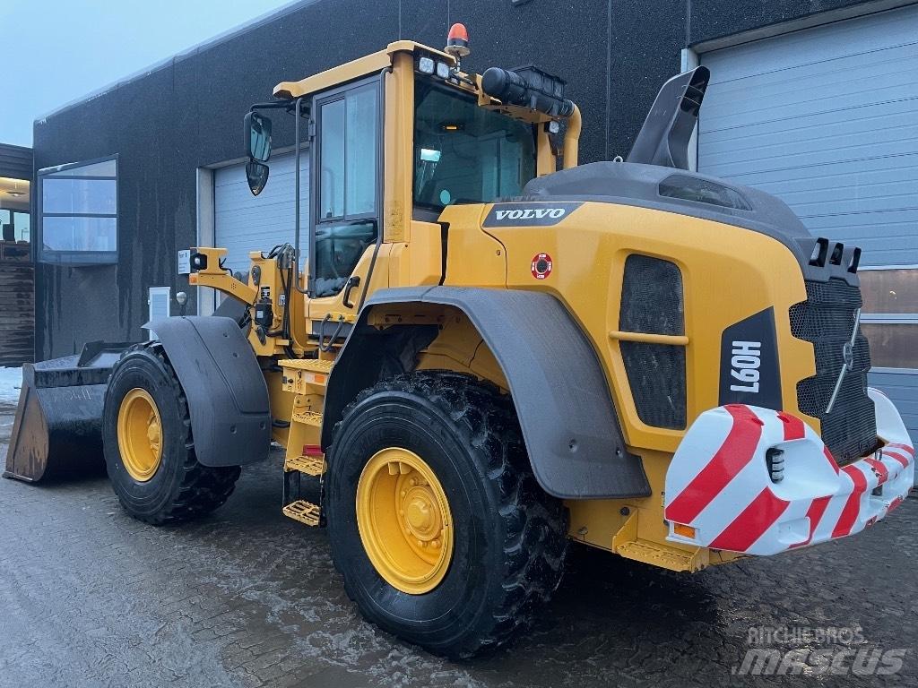 Volvo L60H لوادر بعجل