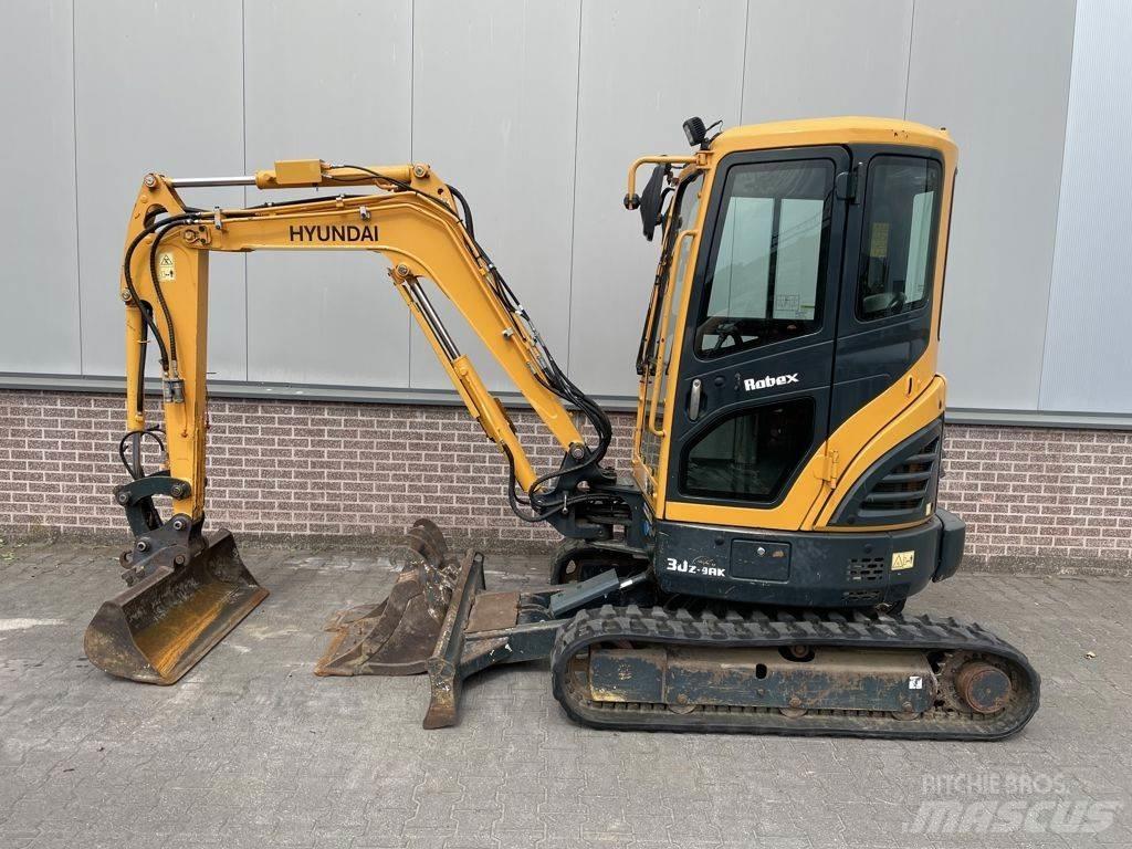 Hyundai Robex 30Z حفارات صغيرة أقل من 7 طن (حفارات صغيرة)