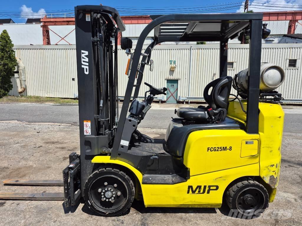  MJP FCG25M-8 شاحنات ذات رافعات شوكية - أخرى