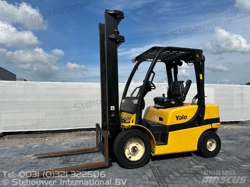 Yale GDP25 VX شاحنات الديزل