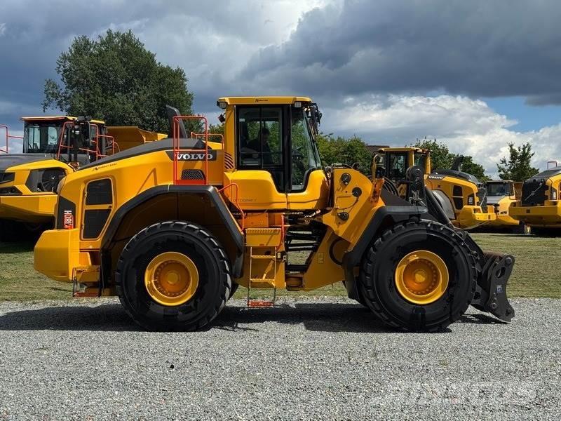 Volvo L 180 H لوادر بعجل