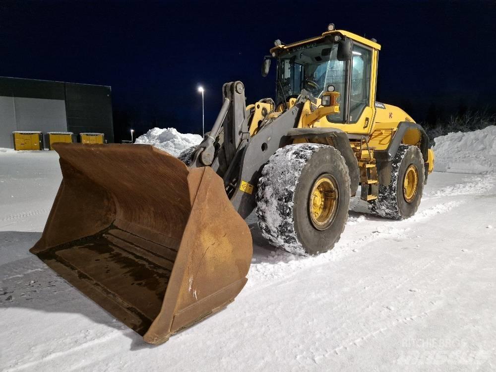 Volvo L110G لوادر بعجل