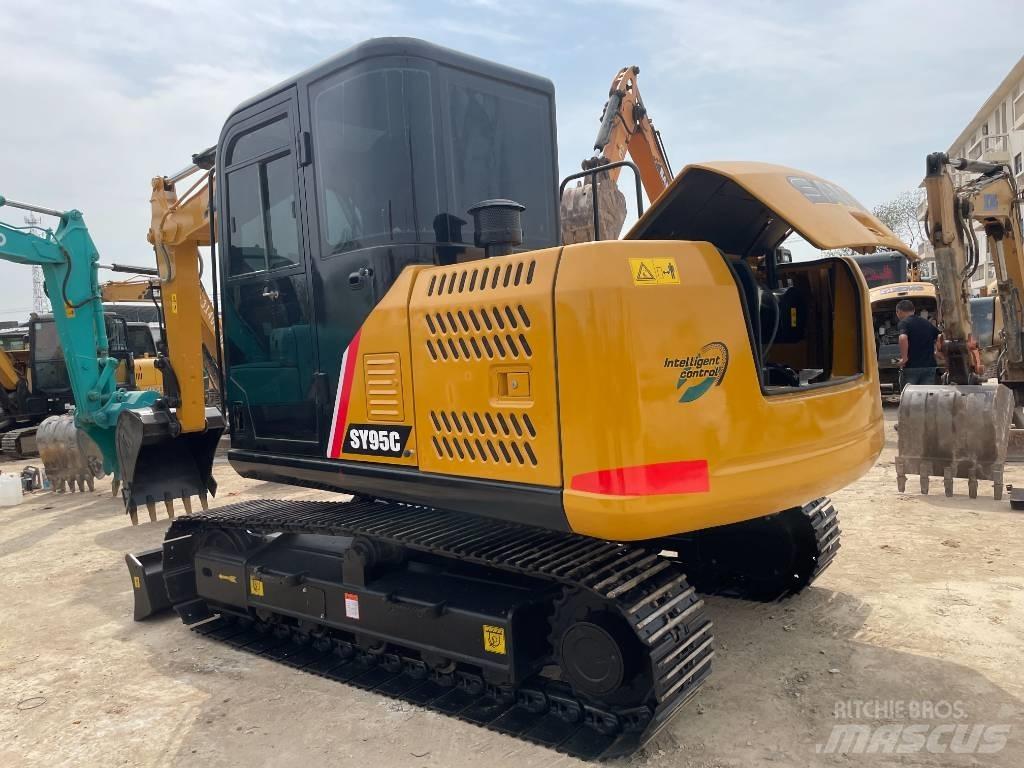 Sany SY 95 C حفارات زحافة