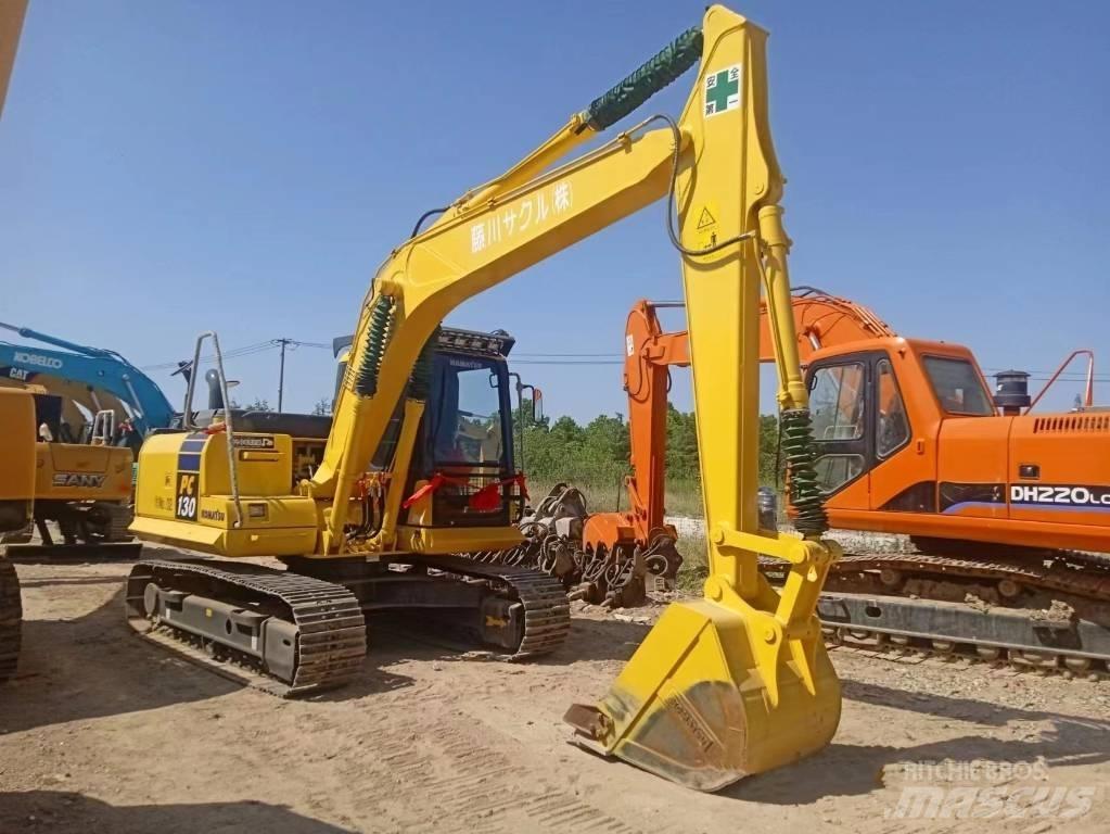 Komatsu PC130-7 حفارات زحافة