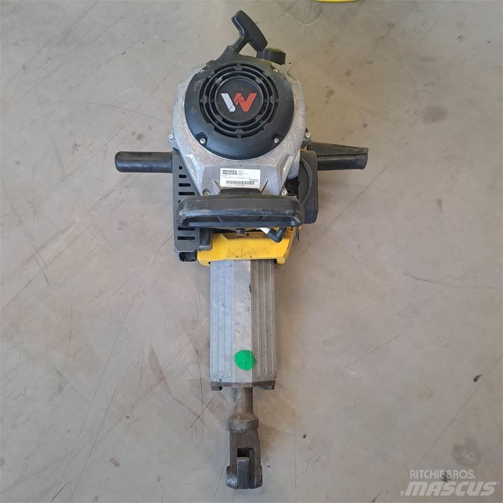 Wacker Neuson BH55 ِدَكات