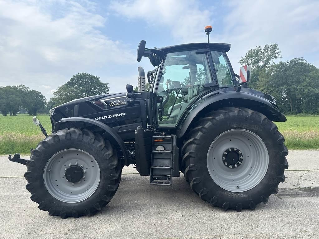 Deutz-Fahr 7250TTV الجرارات