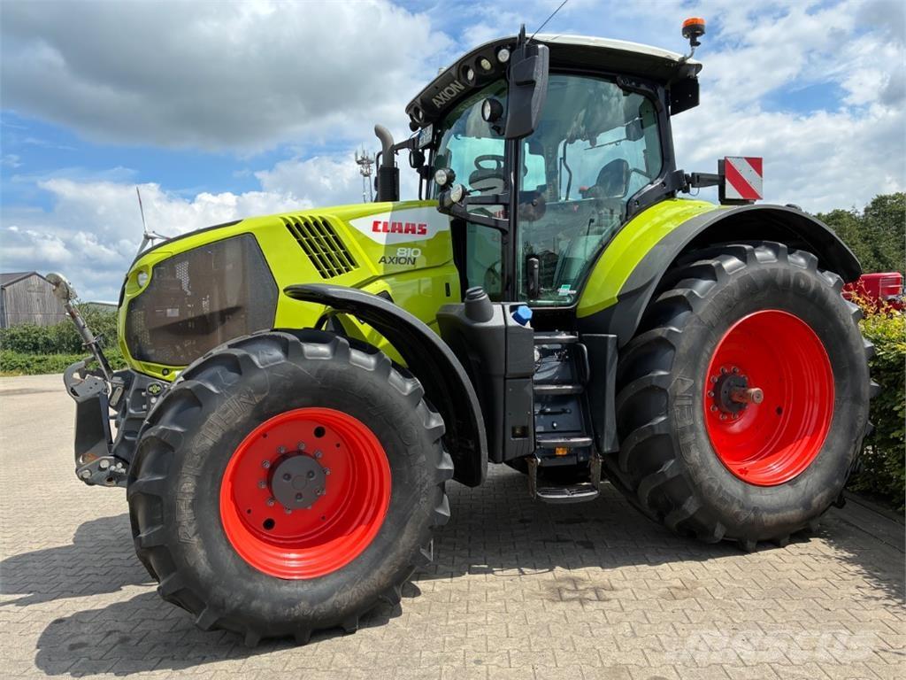 CLAAS Axion 810 CM الجرارات