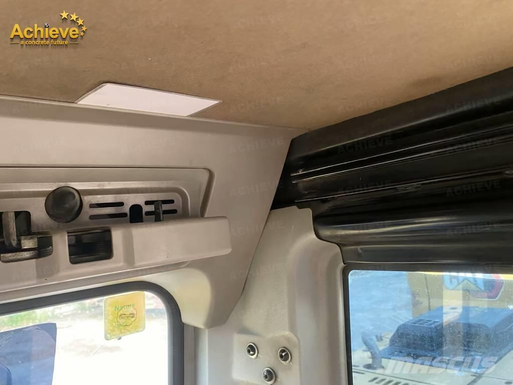 CAT 336D2 حفارات زحافة