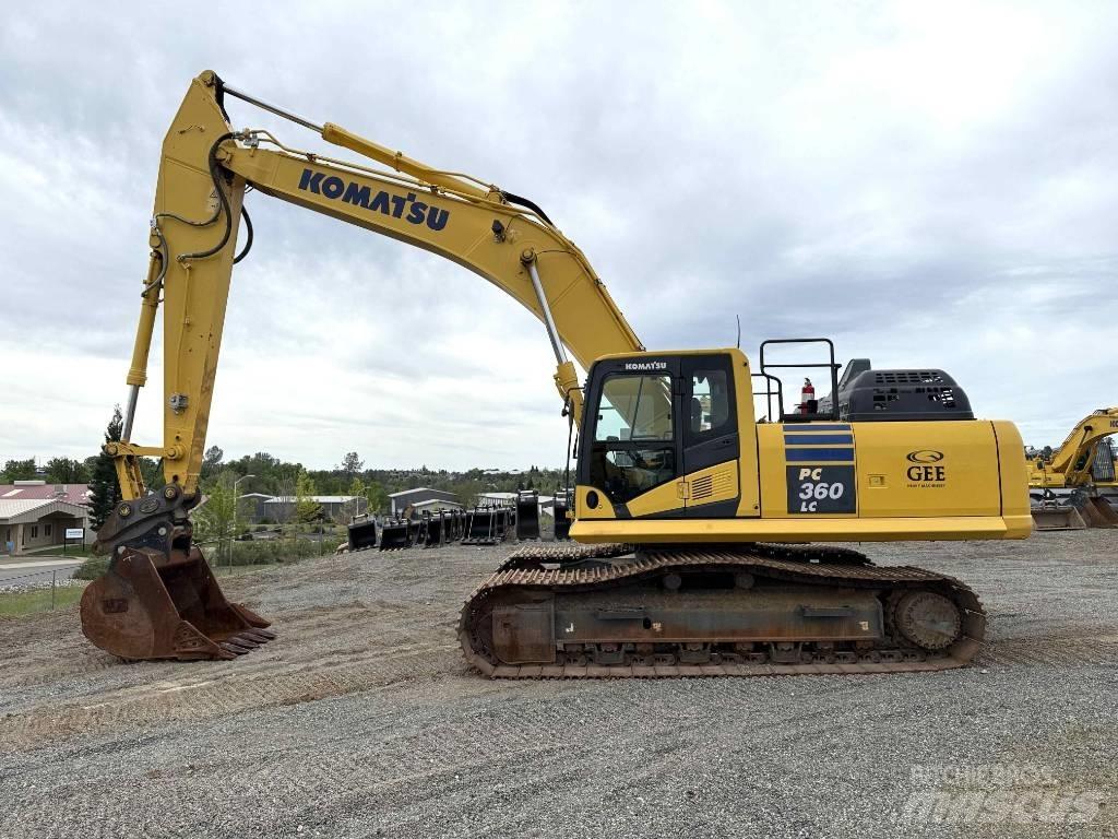 Komatsu PC360 LC-11 حفارات زحافة