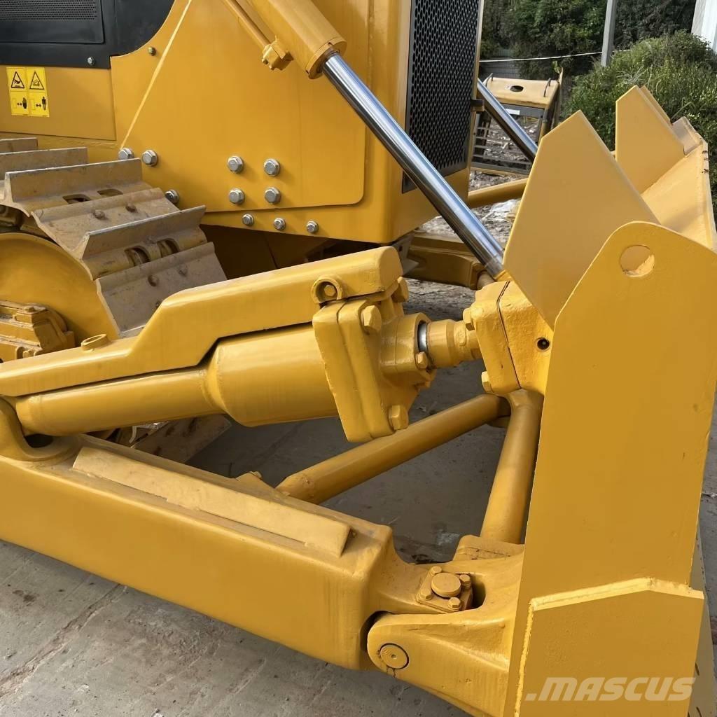 Shantui SD 22 بلدوزرات مجنزرة