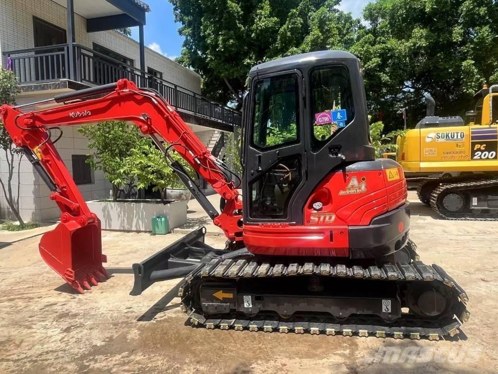 Kubota KX155-3 حفارات زحافة