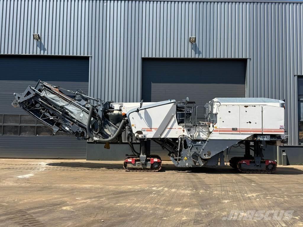 Wirtgen W210i ماكينات الكشط البارد للأسفلت