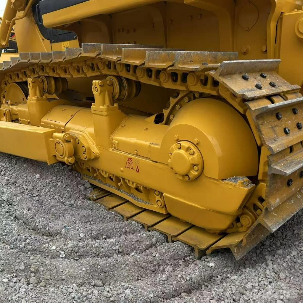 Shantui SD 22 بلدوزرات مجنزرة